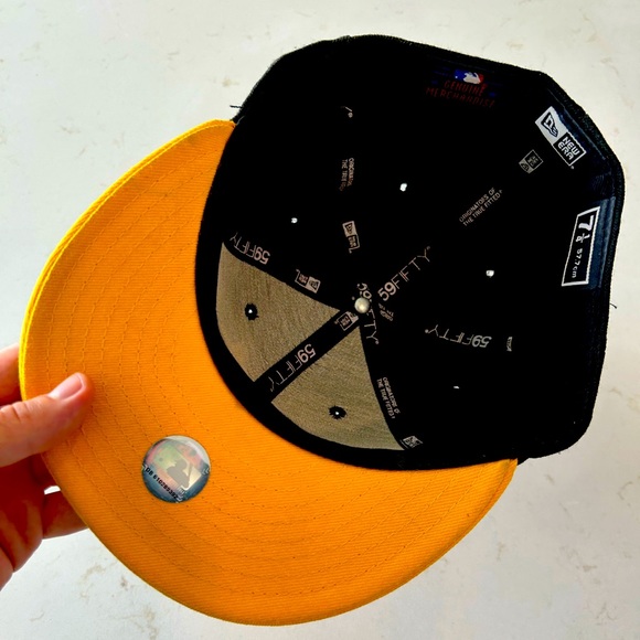 Blue Jays New Era Fitted Cap - Picture 3 of 3